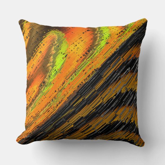 小さく縮んで変形した黄色がかったモザイク クッション (正面)