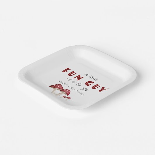 小さなおもしろい男の赤いキノコ男の子の赤いシャワー ペーパープレート (傾斜あり)