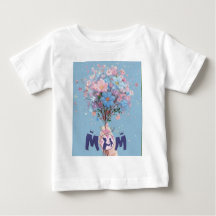 小さなお子様用のベーシックなTシャツ