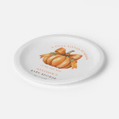 小さなかぼちゃが途中にある秋の赤ちゃん ペーパープレート (アングル)