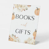 小さなかぼちゃの秋赤ちゃんシャワー本とギフト 台座サイン (正面)