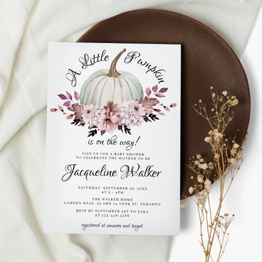 小さなかぼちゃの秋 エレガントな紫の花 招待状