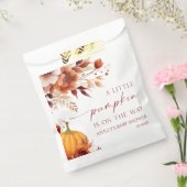 小さなかぼちゃの錆びたバーガンディフローラ赤ちゃんシャワー フェイバーバッグ (封をした状態)