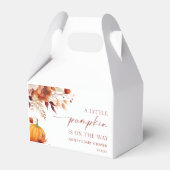 小さなかぼちゃの錆びたバーガンディフローラ赤ちゃんシャワー フェイバーボックス (正面サイド)