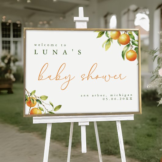 小さなかわいこちゃんがオレンジ色の歓迎に向かっている ポスター