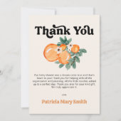 小さなかわいこちゃんがオレンジ色の赤ちゃんシャワーの途中にある サンキューカード (正面)