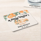 小さなかわいこちゃんがオレンジ色の赤ちゃんシャワーの途中にある スクエアペーパーコースター (アングル)