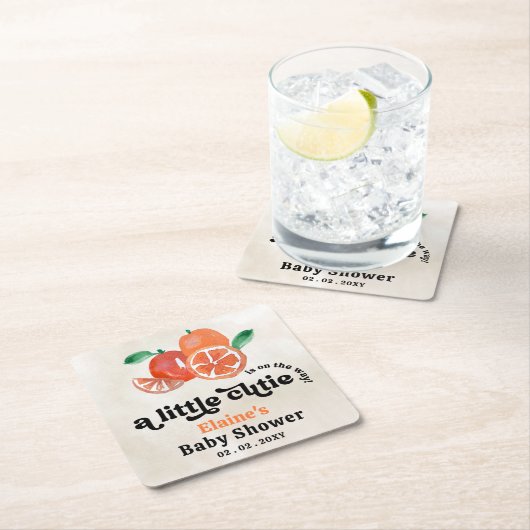 小さなかわいこちゃんがオレンジ色の赤ちゃんシャワーの途中にある スクエアペーパーコースター (インサイチュ)