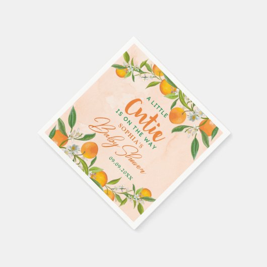 小さなかわいこちゃんがオレンジ色の赤ちゃんシャワーの途中にある スタンダードカクテルナプキン (角)