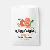 小さなかわいこちゃんがオレンジ色の赤ちゃんシャワーの途中にある フェイバーバッグ (正面)