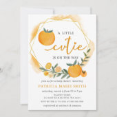 小さなかわいこちゃんがオレンジ色の赤ちゃんシャワーの途中にある 招待状 (正面)