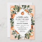 小さなかわいこちゃんがオレンジ色の赤ちゃんシャワーを浴びる 招待状 (正面)