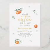 小さなかわいこちゃんがオレンジ色の赤ちゃんシャワーを浴びる 箔招待状 (正面)