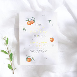 小さなかわいこちゃんがオレンジ色の赤ちゃんシャワーを浴びる 箔招待状