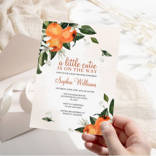 小さなかわいこちゃんが赤ちゃんシャワーを浴びている 招待状