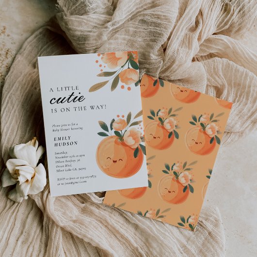 小さなかわいこちゃんは柑橘系の赤ちゃんシャワーの途中にある 招待状
