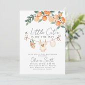 小さなかわいこちゃんオレンジのギンガムシトラスベビーシャワー 招待状 (スタンド正面)