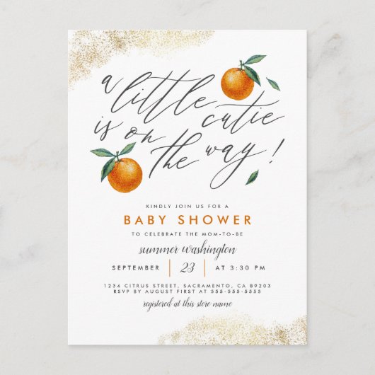 小さなかわいこちゃんオレンジ色の中性の赤ちゃんシャワー インビテーションポストカード (正面)