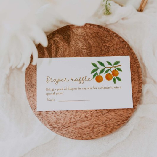 小さなかわいこちゃんオレンジ色の赤ちゃんシャワーおむつラッフル エンクロージャーカード