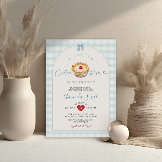 小さなかわいこちゃんパイ青いギンガムさくらんぼベビーシャワー 招待状