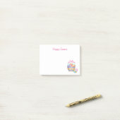 小さなかわいらしイースター卵のバスケットのノート ポストイット (デスク上)