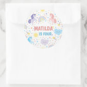 小さなかわいらしユニコーンの丸いステッカー ラウンドシール (バッグ)