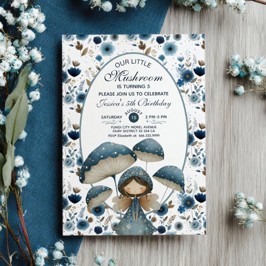 小さなきのこ妖精ブルー子供の誕生日パーティー 招待状
