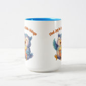 小さなことで喜びを見つける – かわいい青いフクロウポップ・アートの- ツートーンマグカップ (中央)