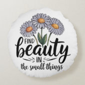 小さなことで美しいを見つける ラウンドクッション (裏面)