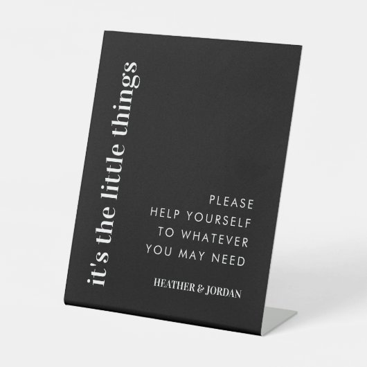 小さなもの結婚のバスケットだ 台座サイン (正面)