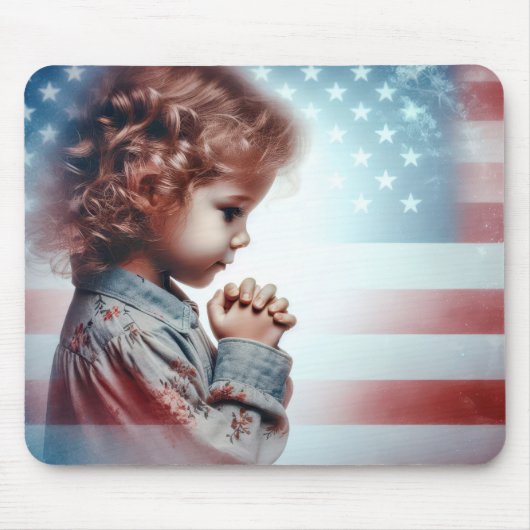 小さなアメリカの少女の祈り マウスパッド (正面)