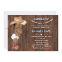 小さなオウムが青い赤ちゃんシャワーを途中でカウボーイ