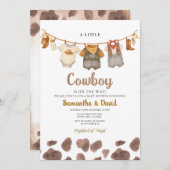 小さなカウボーイが赤ちゃんシャワーの途中にある服 招待状 (正面/裏面)
