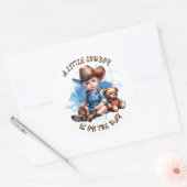 小さなカウボーイが途中だ | 赤ちゃんシャワー ラウンドシール (封筒)