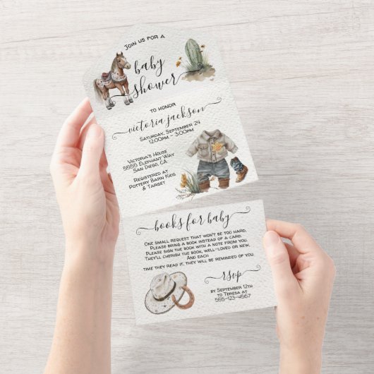 小さなカウボーイウェスタンウォーターカラーベビーシャワーすべて私 オールインワン招待状 (貼ってはがせる)