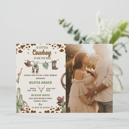 小さなカウボーイ西部の男の子の赤ちゃんシャワー写真 招待状 (スタンド正面)