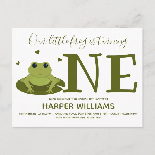小さなカエルかわいい動物の最初の誕生日 インビテーションポストカード (正面)