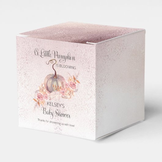 小さなカボチャがピンクの赤ちゃんシャワーを咲いている フェイバーボックス (正面サイド)
