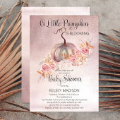 小さなカボチャがピンクの赤ちゃんシャワーを咲いている 招待状