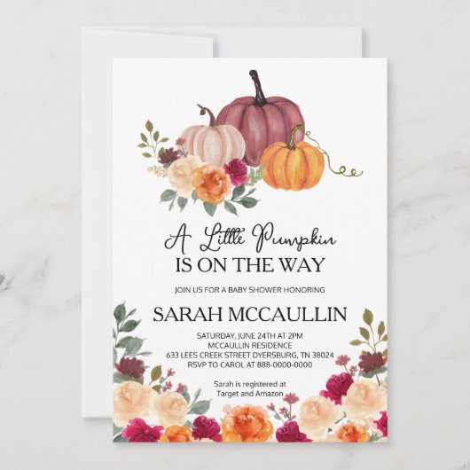 小さなカボチャが赤ちゃんのシャワーが侵入する途中にある 招待状