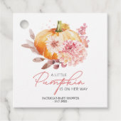 小さなカボチャが赤ちゃんシャワーの途中にある フェイバータグ (正面)