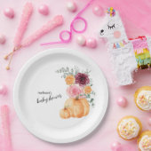 小さなカボチャが赤ちゃんシャワーの途中にある ペーパープレート (パーティー)