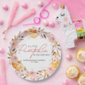 小さなカボチャが赤ちゃんシャワーの途中にある ペーパープレート (パーティー)