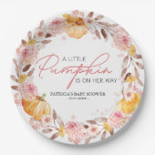 小さなカボチャが赤ちゃんシャワーの途中にある ペーパープレート (正面)