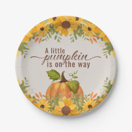 小さなカボチャが赤ちゃんシャワーの途中にある ペーパープレート