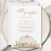 小さなカボチャが赤ちゃんシャワーの途中にある 招待状