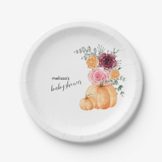 小さなカボチャは赤ちゃんシャワーのデザートの途中にある ペーパープレート (正面)