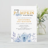 小さなカボチャ青い薄紫少年の赤ちゃんシャワーフローラ 招待状 (スタンド正面)