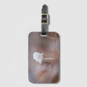 小さなキノコ自然写真 ラゲッジタグ (正面縦)