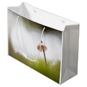 小さなキノコ自然写真 ラージペーパーバッグ (正面アングル)